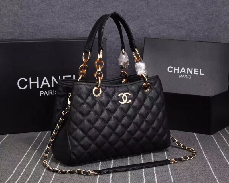 Ch**el shopping bags